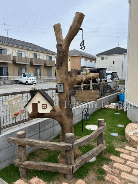 野田市　木製 お家型ポスト モルタル造形外構